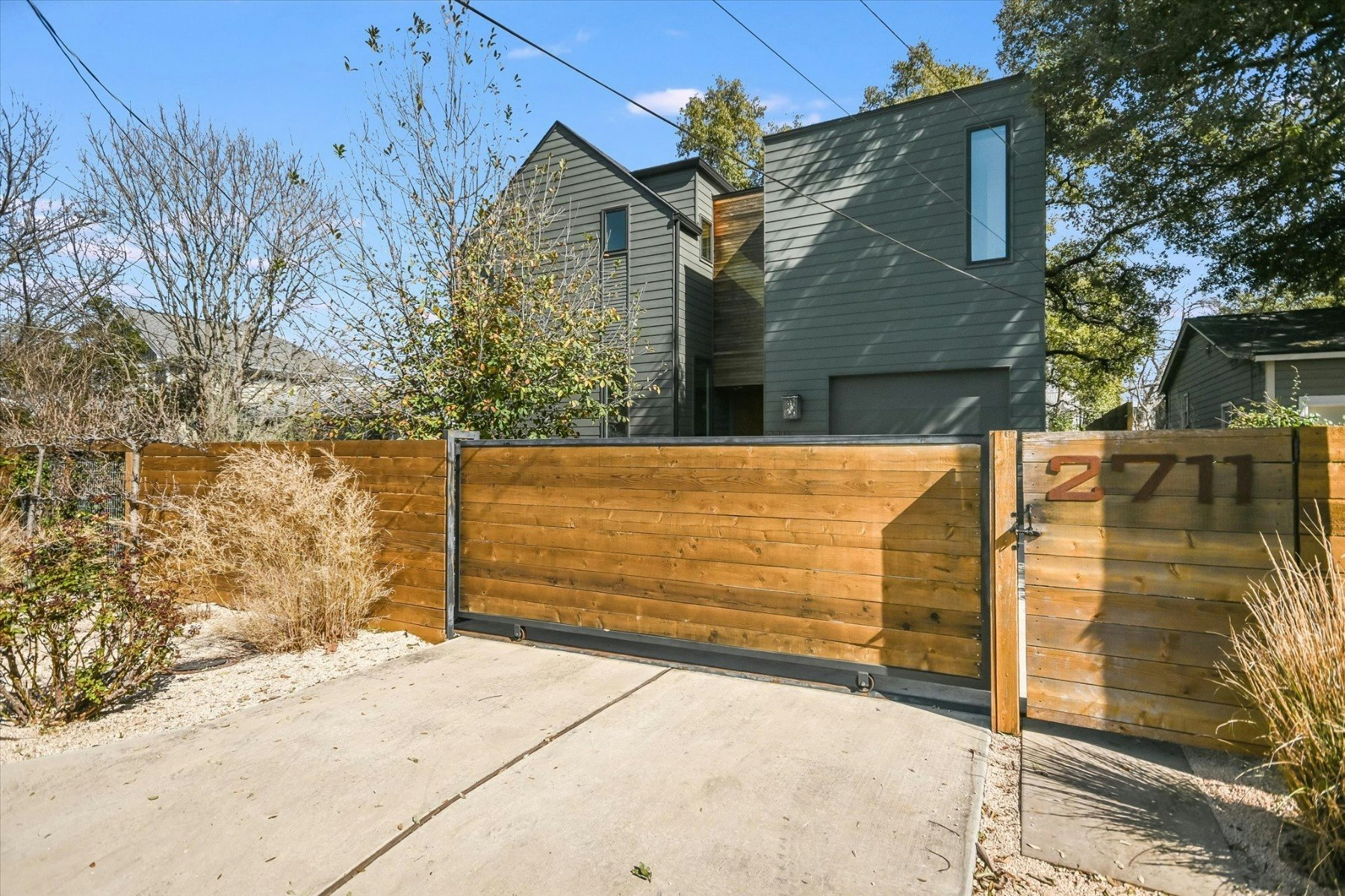 02 front gated drive.jpg?ixlib=rb 3.2